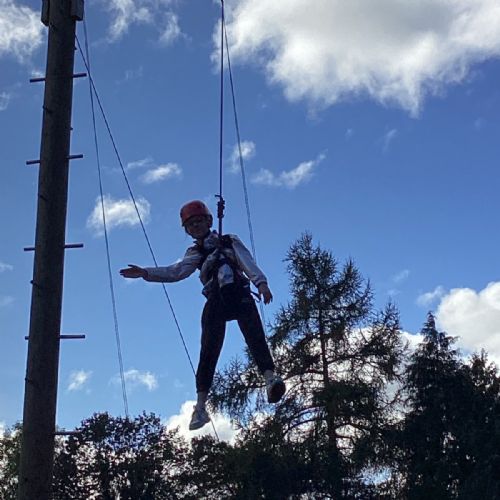 1DE5FB75-459B-4BAE-8A81-8E0A2973F7BD