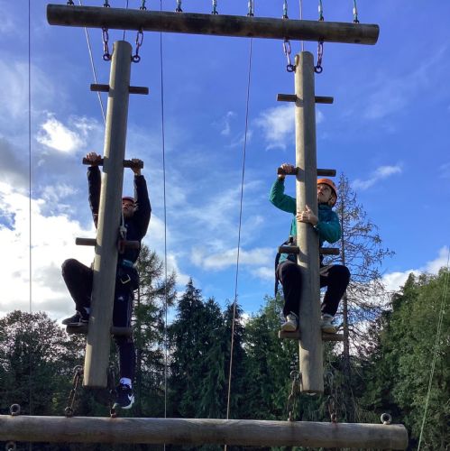 38F45A9C-CE66-4B25-B4B8-8792E2A1A549