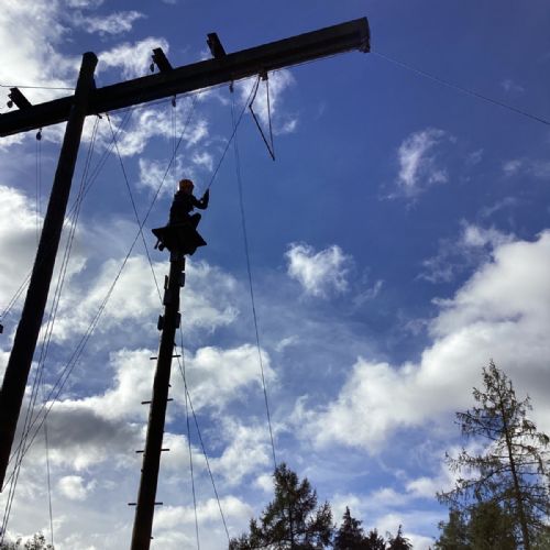 56908D0F-17C5-42CB-BA65-D70CAA3FA3EC