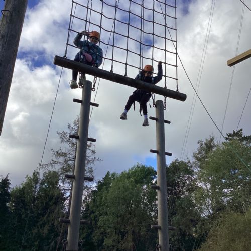 6FFED5DB-0193-4C8A-A5F2-EC1D8B5738F0