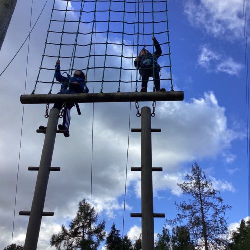 7EEDFD00-5C05-4283-B894-5050A8E5C371