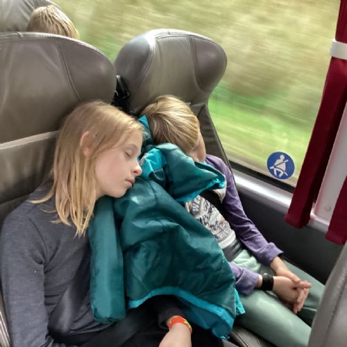 7F0FE15C-0BB5-4859-A618-CC051D1C06A7