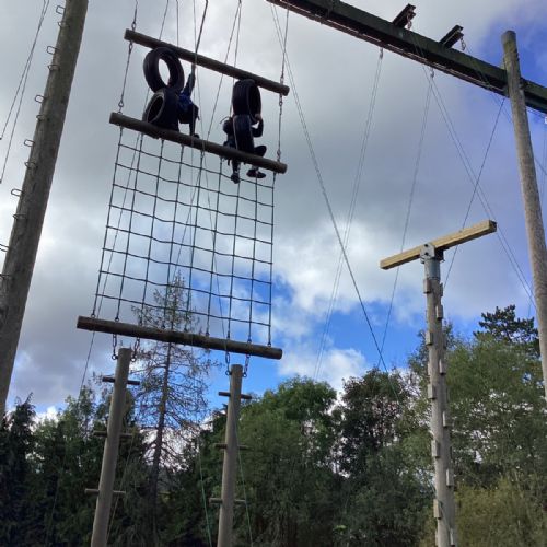 B4FAF9AF-907E-49C2-8AE3-44024B6EED53