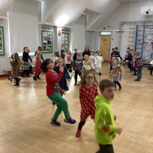 EA828350-8F89-4C36-B0F0-A090B8F3C665-768x1024